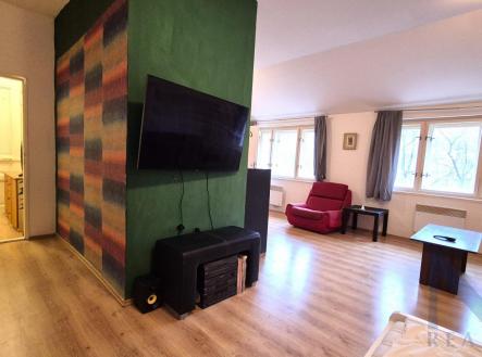 20250205_155625.jpg | Pronájem bytu, 1+kk, 35 m²