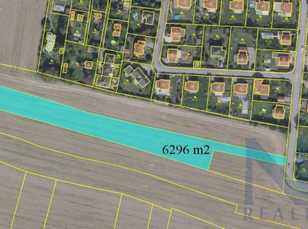 pozekem 173_3_s vymerou.jpg | Prodej - pozemek, zemědělská půda, 6 296 m²