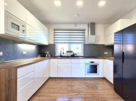 20260525_115953.jpg | Prodej - dům/vila, 112 m²