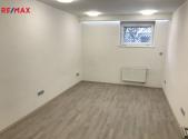 Prodej - kanceláře, 57 m²