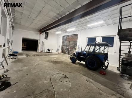 Pronájem - výrobní prostor, 250 m² obrázek