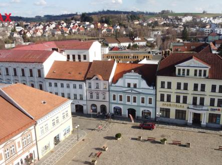 2.jpg | Prodej - nájemní dům, 490 m²