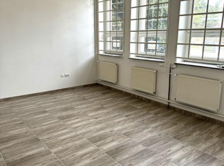 img-2144.jpeg | Pronájem - obchodní prostor, 267 m²