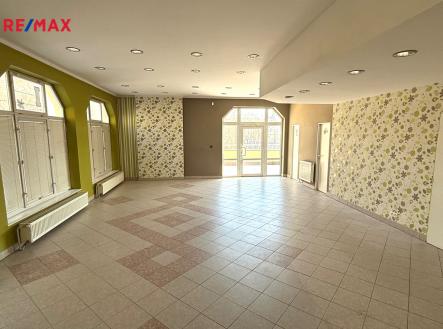 img-4350.jpeg | Pronájem - obchodní prostor, 65 m²