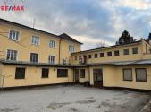 Pronájem - výrobní prostor, 700 m²