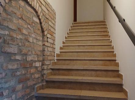 20250329-081822.jpg | Prodej - hotel, 256 m²