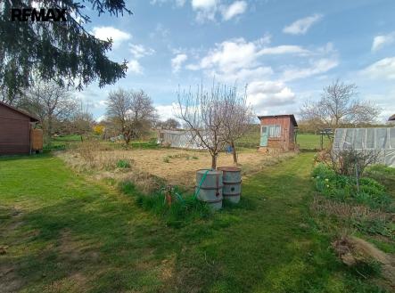 img-20250414-152147.jpg | Prodej - pozemek, zahrada, 271 m²