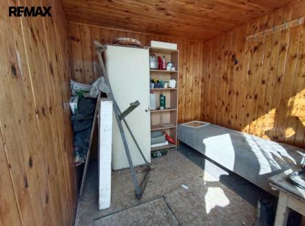 img-20250414-160844.jpg | Prodej - pozemek, zahrada, 271 m²