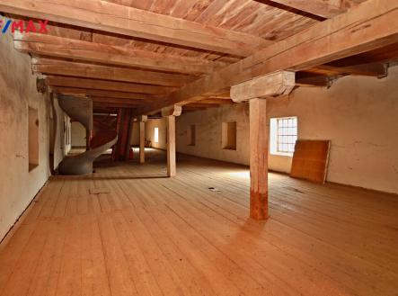 2k2a3668.jpg | Prodej - skladovací prostor, 600 m²