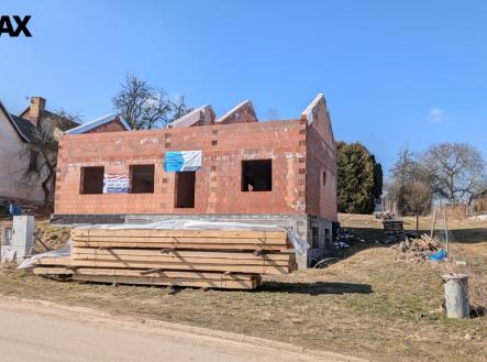 pxl-20260305-103140938.mp.jpg | Prodej - dům/vila, 195 m²