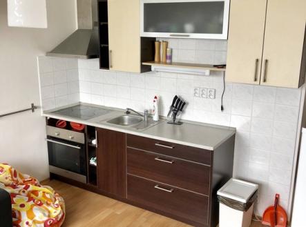 img_683a7fef01.jpg | Prodej bytu, 2+kk, 47 m²