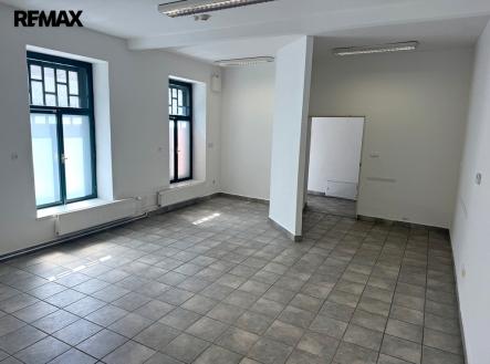 img-6331.jpeg | Prodej - obchodní prostor, 250 m²