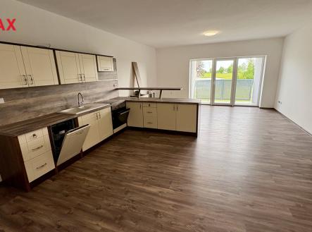 img-1212.jpeg | Pronájem bytu, 2+kk, 63 m²