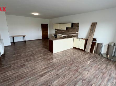 img-1214.jpeg | Pronájem bytu, 2+kk, 63 m²
