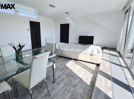 2.jpg | Prodej bytu, 4+kk, 119 m²