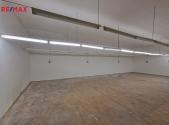 Pronájem - obchodní prostor, 153 m²