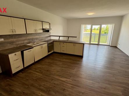 img-1444.jpeg | Pronájem bytu, 2+kk, 63 m²