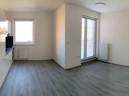 fffc04d9-3db4-4541-b52f-440a257c279b.jpg | Pronájem bytu, 1+kk, 28 m²