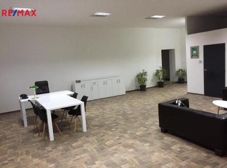 75b939a1-f79f-4374-9721-858b2643f8c1.jpeg | Prodej - výrobní prostor, 1 924 m²