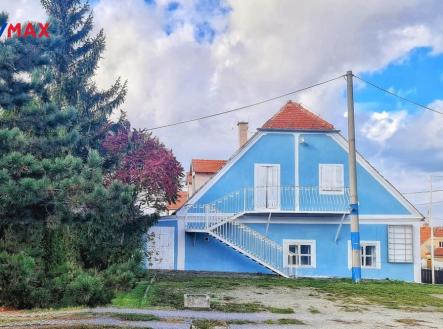 55394988-4617-4831-8aea-a89a8aac50a2.jpg | Prodej - dům/vila, 790 m²