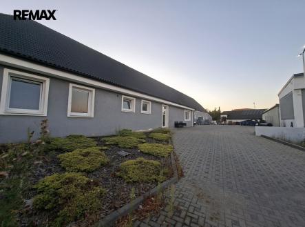 20250819-200152-resized.jpg | Prodej - výrobní prostor, 4 653 m²