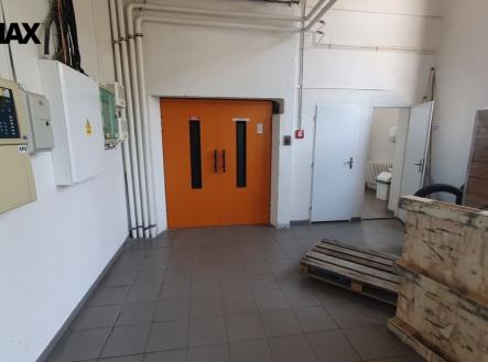 20220805-105827.jpg | Pronájem - obchodní prostor, 84 m²