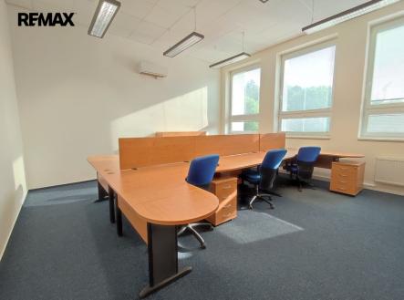 img-20230823-081517.jpg | Pronájem - kanceláře, 31 m²