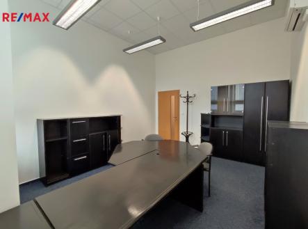 img-20230823-084117.jpg | Pronájem - kanceláře, 19 m²