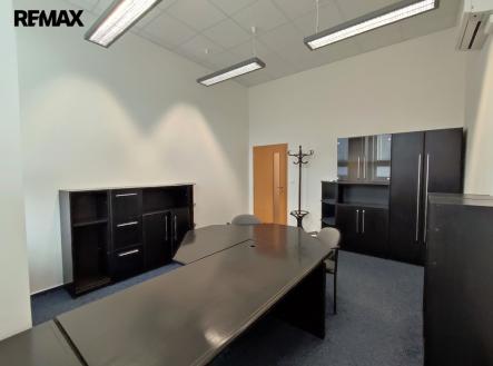 img-20230823-084117.jpg | Pronájem - kanceláře, 19 m²