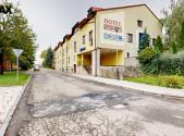 Prodej - hotel, 3 300 m²