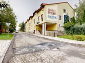 Prodej - hotel, 3 300 m²