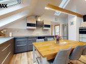 Prodej - hotel, 655 m²