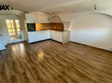 img-8690.jpeg | Pronájem bytu, 3+kk, 65 m²