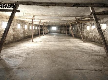 7ad5e7cb-9d04-49fc-86e5-9cd7ab5656d4.jpeg | Prodej - zemědělský objekt, 3 108 m²