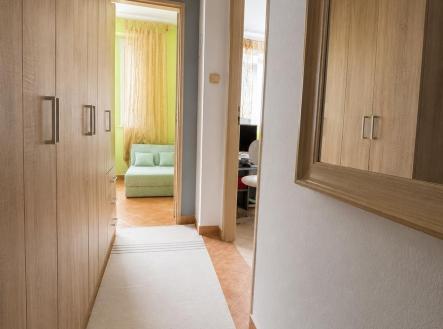 najem-byt-1-1-chodba.jpeg | Pronájem bytu, 1+1, 30 m²