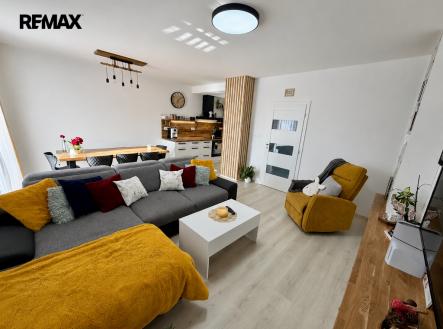 chatgpt-image-1.6.2026-17-25-33.png | Prodej - dům/vila, 160 m²