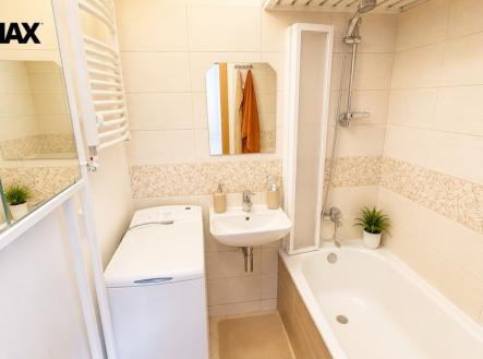 chatgpt-image-4.6.2026-13-48-41.jpg | Prodej bytu, 3+1, 66 m²