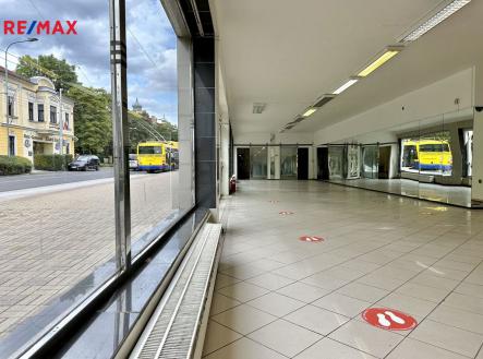 Pronájem - obchodní prostor, 155 m²