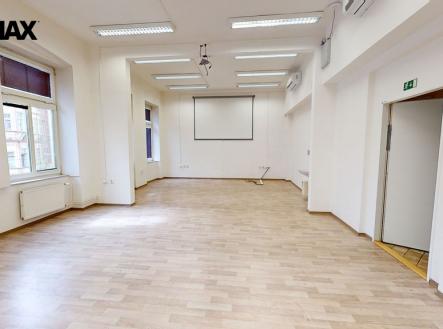 komercni-budova-ul-velka-hradebni-usti-nad-labem-09202023-111828.jpg | Pronájem - kanceláře, 649 m²