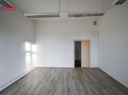 Pronájem - kanceláře, 37 m²