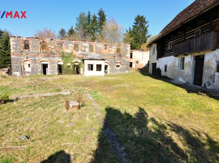 10-1.jpg | Prodej - dům/vila, 300 m²