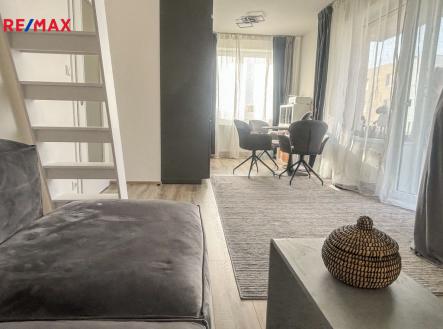 obývací pokoj | Prodej bytu, 1+kk, 44 m²