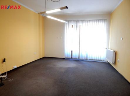 dscn7098nova.jpg | Pronájem - kanceláře, 57 m²