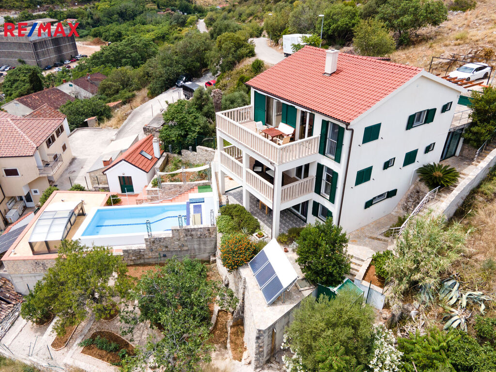 villa-vis-croatia-martin-strojsa-exterier001.jpg