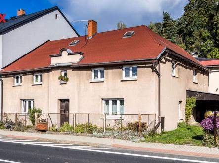 Hledáte prostorný dům pro rodinu, nebo na investici | Prodej - dům/vila, 236 m²