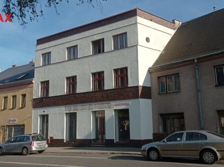 1.jpg | Pronájem - obchodní prostor, 148 m²