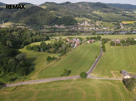 Prodej - pozemek pro bydlení, 17 584 m² obrázek