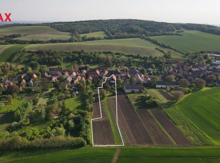 oznacei-1.jpg | Prodej - dům/vila, 495 m²