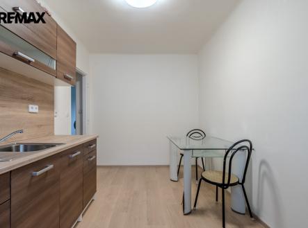 tm-09701-hdr.jpg | Prodej bytu, 3+1, 94 m²