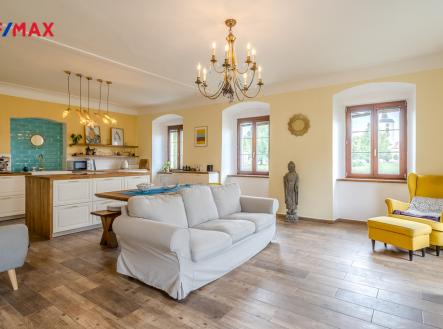 2.jpg | Prodej - dům/vila, 291 m²